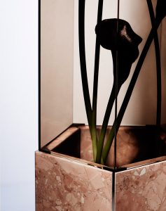 Dont´t miss the opportunity to see Tino Seubert´s new edition of Narcissus Vases.