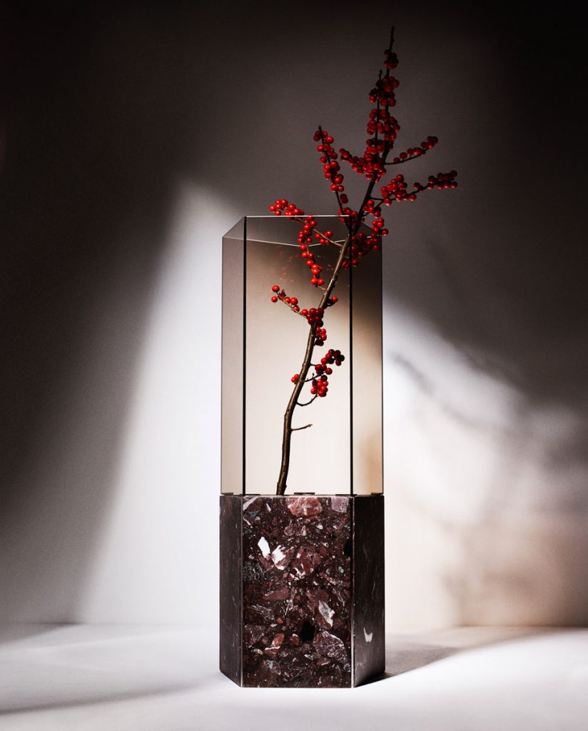 Dont´t miss the opportunity to see Tino Seubert´s new edition of Narcissus Vases.